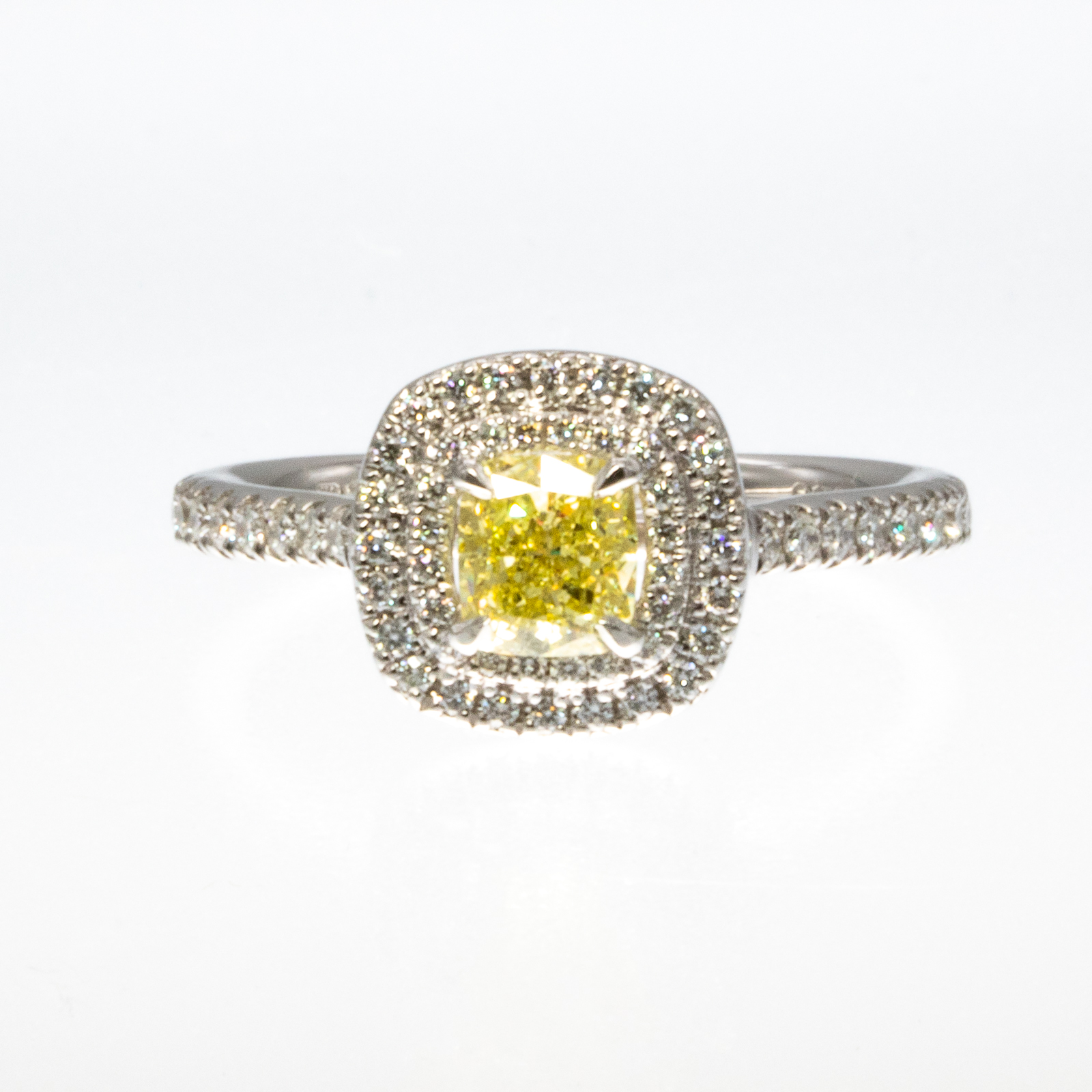 Yellow Diamond Halo Cluster
